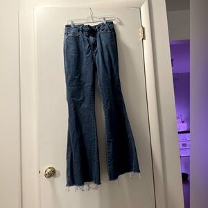 Judy Blue Flare Jeans Sz 13/31 Raw hem Stretchy